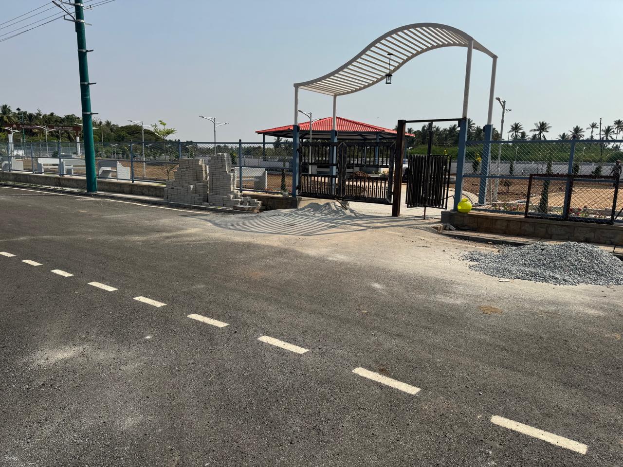 whatsapp image 2026 04 17 at 10.42.55 pm